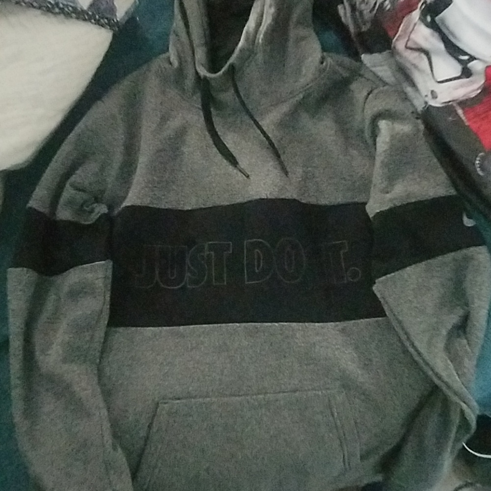nike sweater